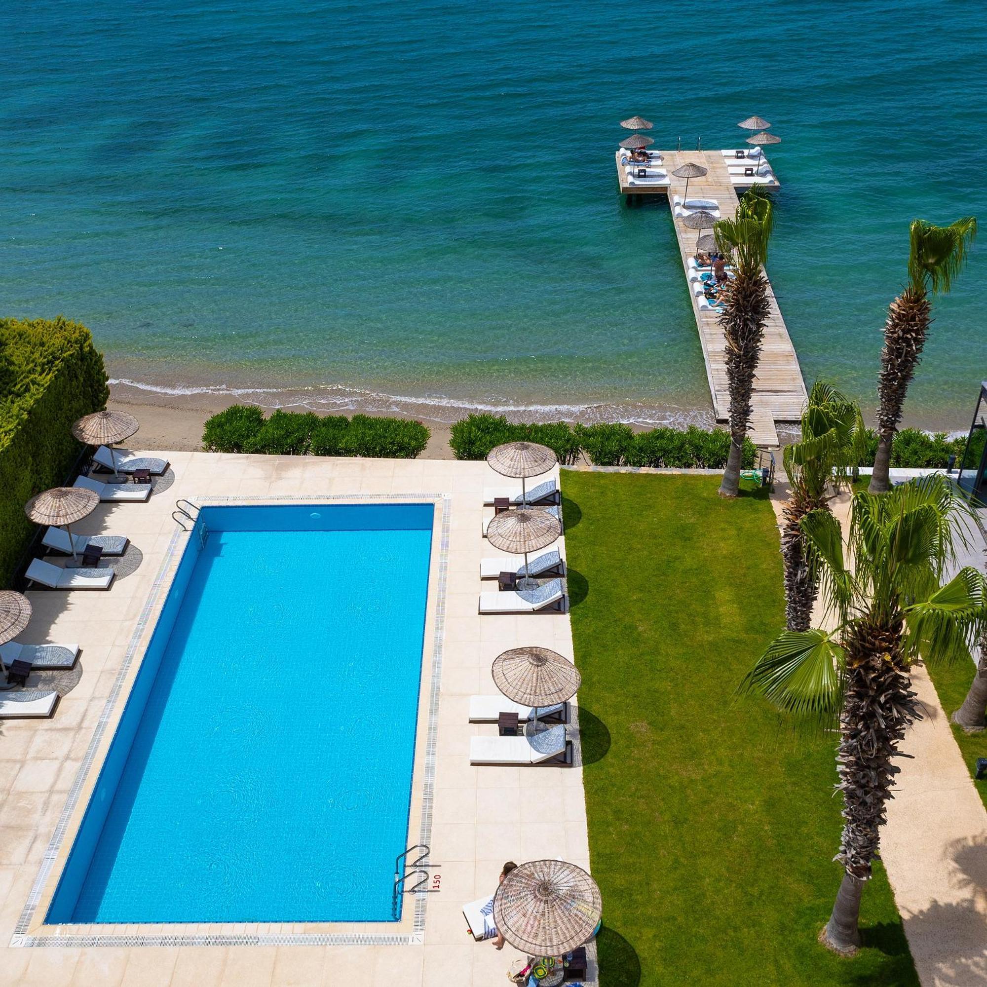 Med-Inn Hotel Gulluk Bagian luar foto