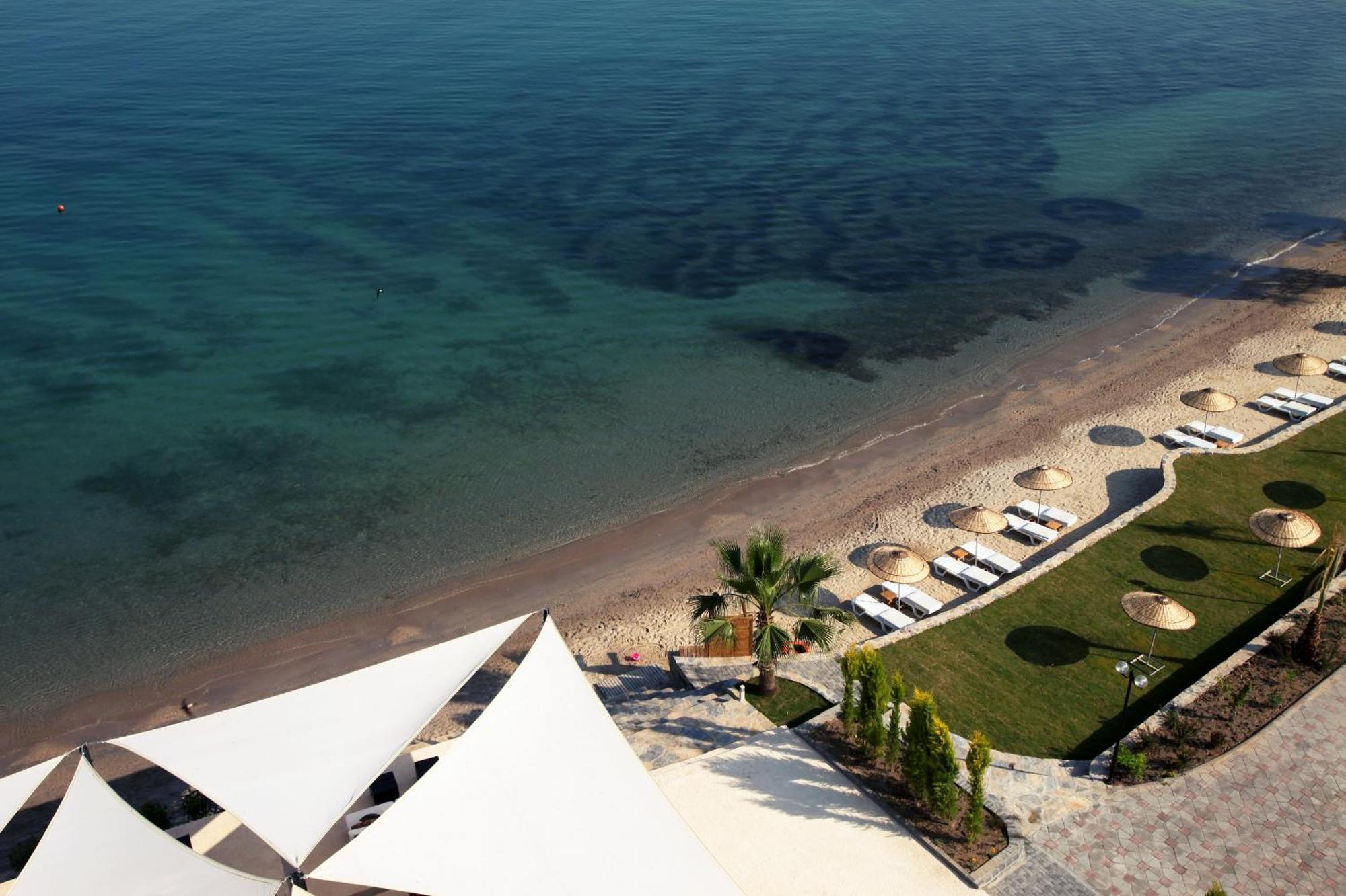 Med-Inn Hotel Gulluk Bagian luar foto