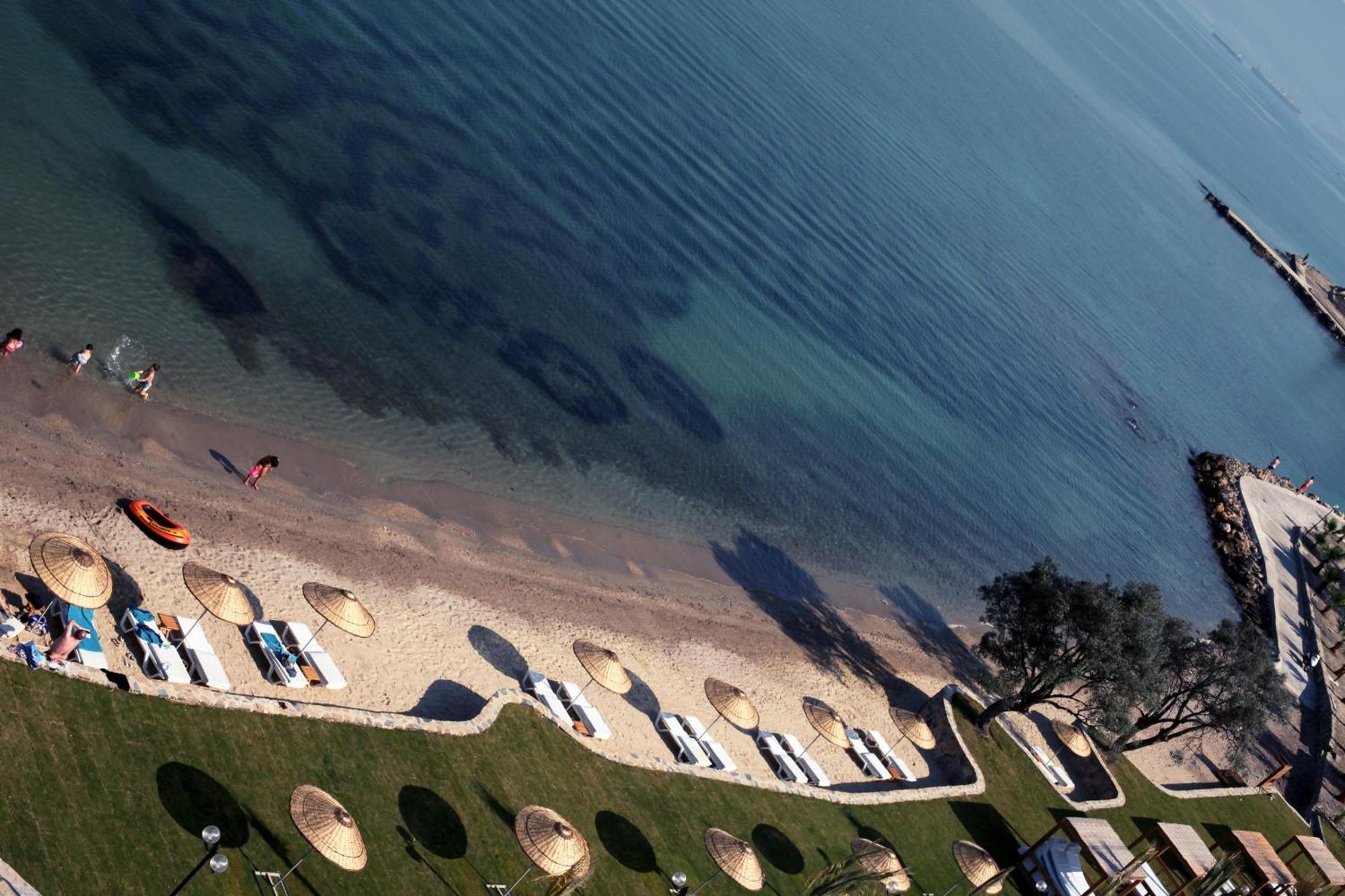 Med-Inn Hotel Gulluk Bagian luar foto